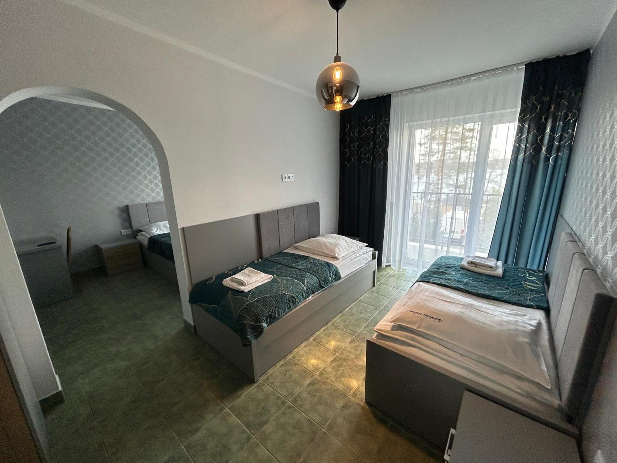 Gosciniec Nad Zalewem Sosina Hotel Jaworzno Eksteriør billede